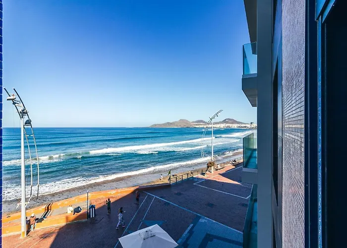 Daire Ocean & Auditorium Views
